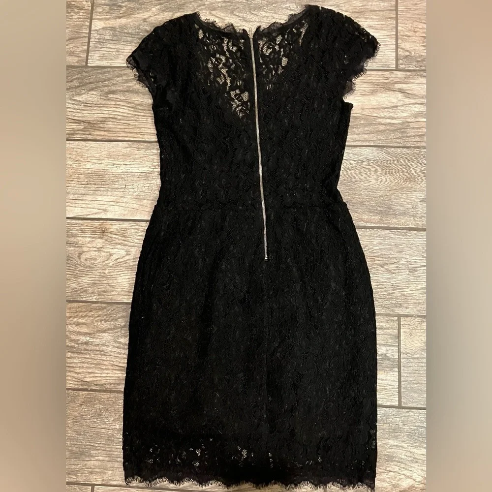 Babaton Aritzia Tobias Black Eyelash Lace V-Neck Sheath Mini Dress Size 4‎ - Picture 5 of 15
